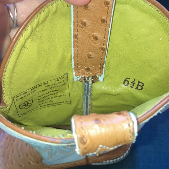 Ariat ProBaby Ostrich print cowboy boots size 6.5 - Picture 2 of 7